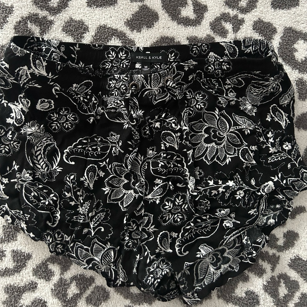 Kendall and Kylie Black Floral Shorts